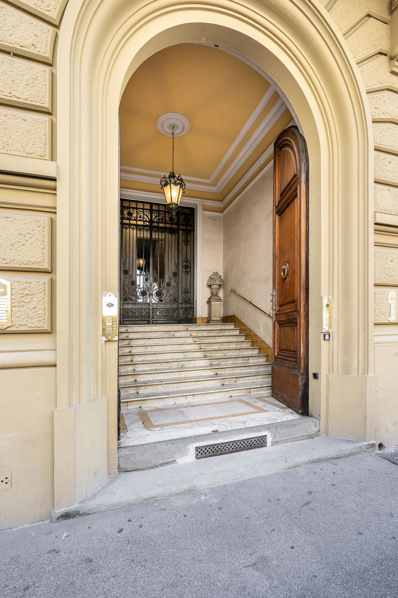 San Marco White Appartamento Luxury Con Garage Su Richiesta Florence Buitenkant foto
